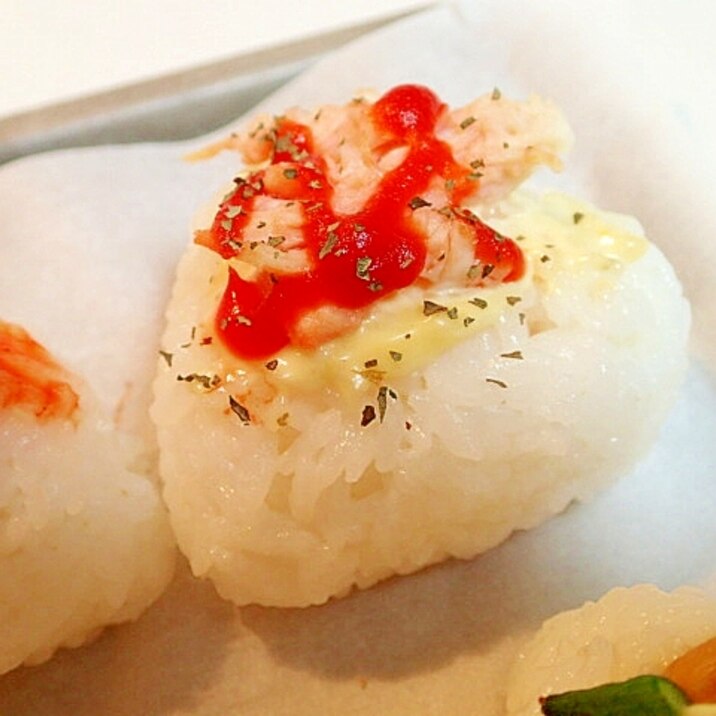 COで　サラダチキンの洋風焼きおにぎり